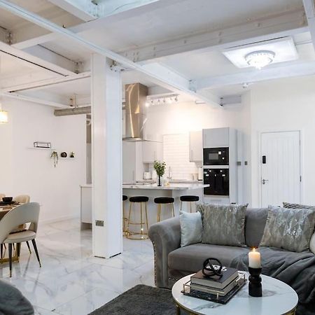 Luxury, Open Plan Apartment Bradford  Bagian luar foto