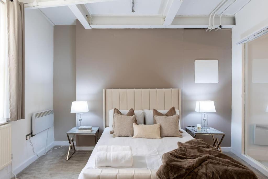 Luxury, Open Plan Apartment Bradford  Bagian luar foto