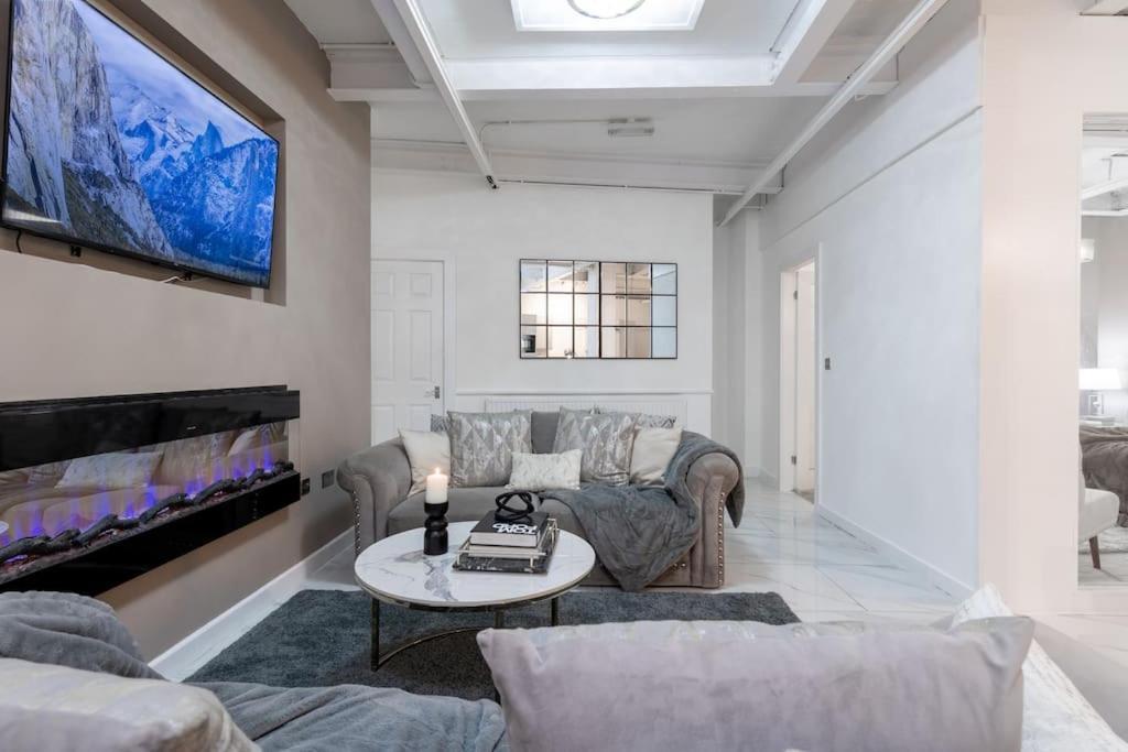 Luxury, Open Plan Apartment Bradford  Bagian luar foto