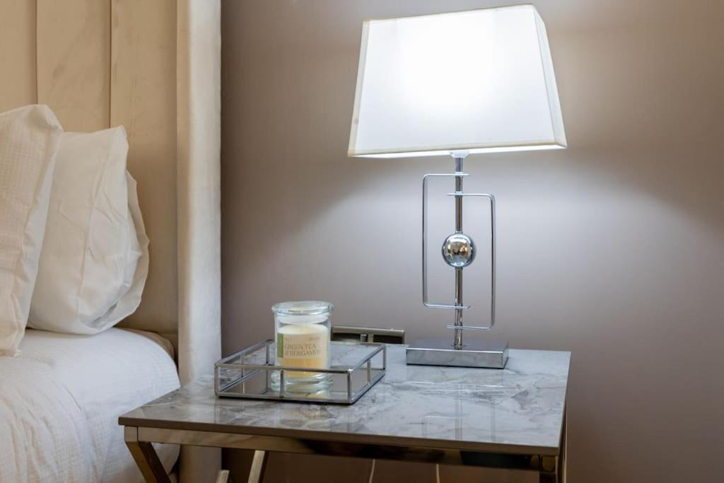 Luxury, Open Plan Apartment Bradford  Bagian luar foto
