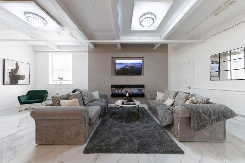 Luxury, Open Plan Apartment Bradford  Bagian luar foto